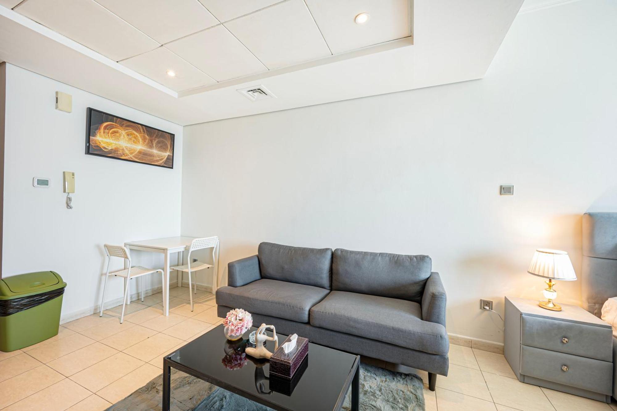 Splendid Close To Jbr Appartamento